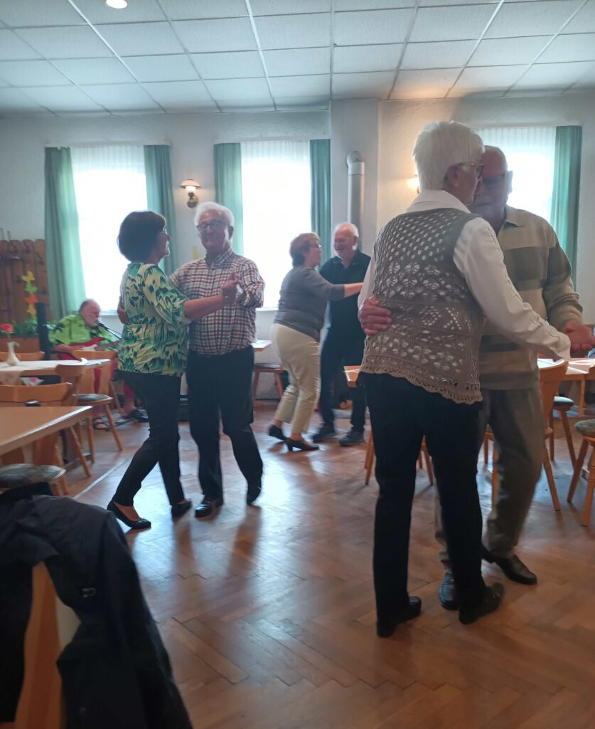 Dieses Bild hat ein leeres Alt-Attribut. Der Dateiname ist TC-2-837x1024.jpg